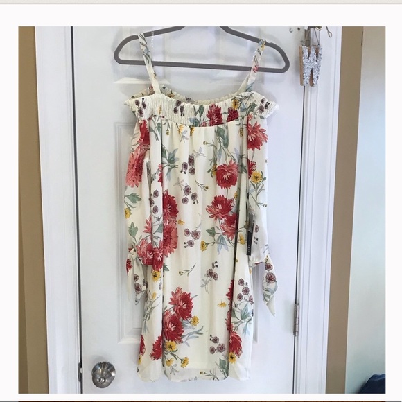 As U Wish Dresses & Skirts - 🌺AS U WISH Dress
